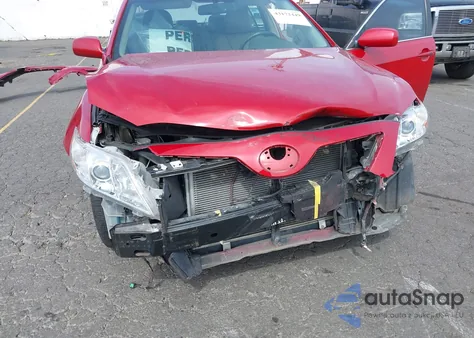 2007 Toyota Camry Xle V6 z USA, uszkodzony, nr VIN 4T1BK46K07U001960